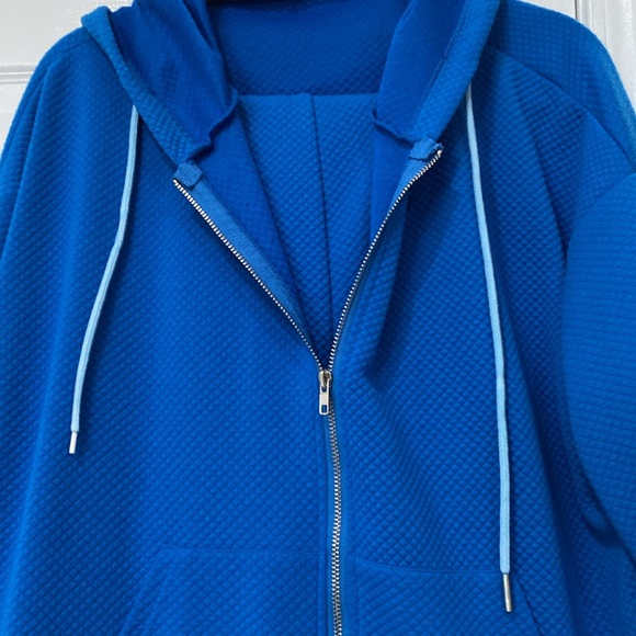 Ladies XL warm up suit - Picture 2 of 5